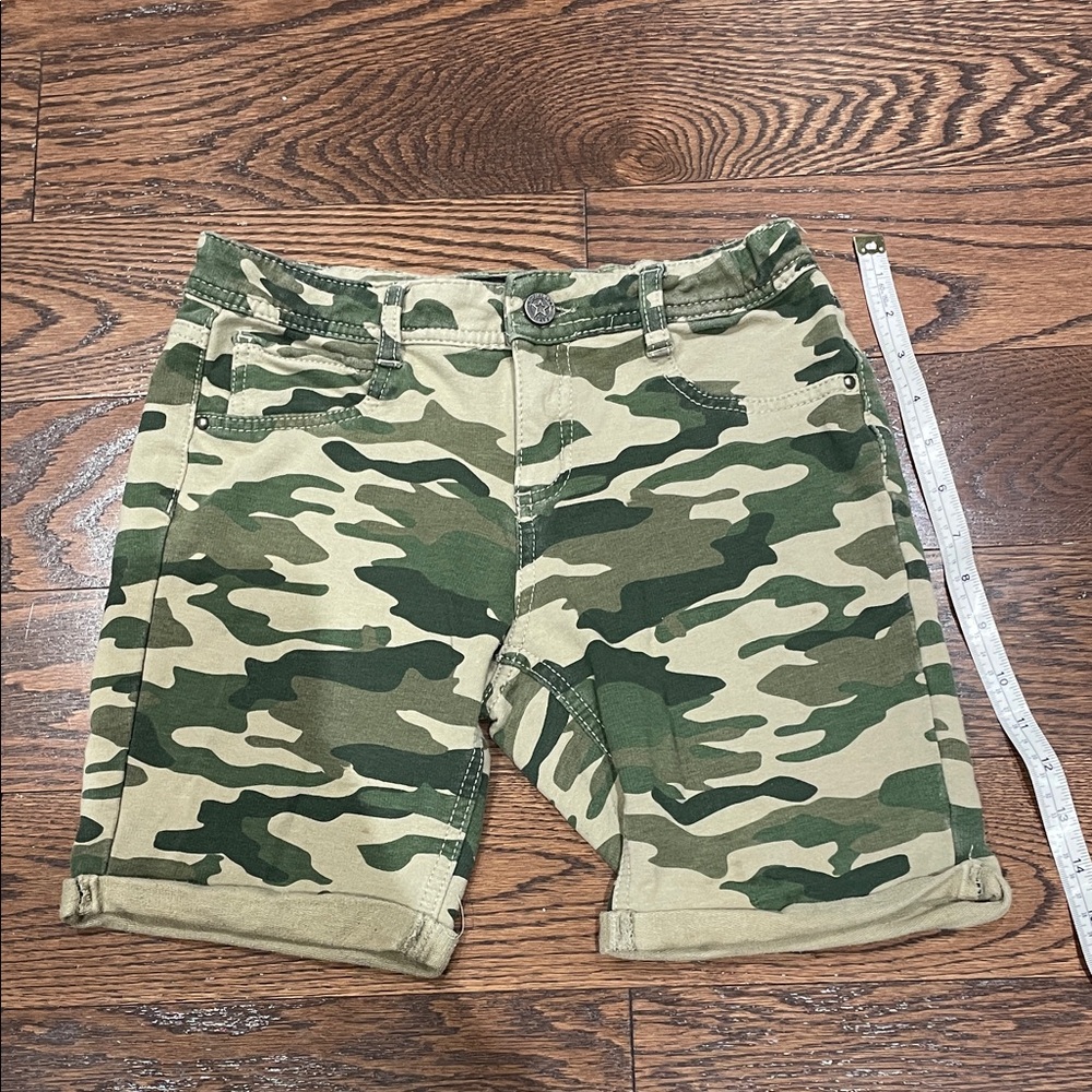 Imperial Star Women's Green Camo Cargo Shorts
